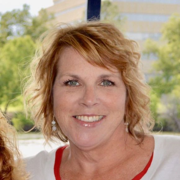 Meet your Posher, Kelly - Picture 1 of 1